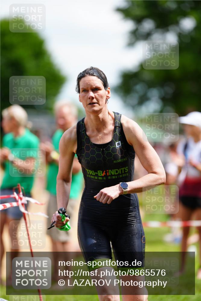 21.06.2026 - 29. Vierlanden-Triathlon LAZAROV Photography http://msf.ph/oto/9865576 21.06.2026 13:10:51 Schwimmen 1083, 1105, 1113, 1124, 1149, 1161 meine-sportfotos.de
