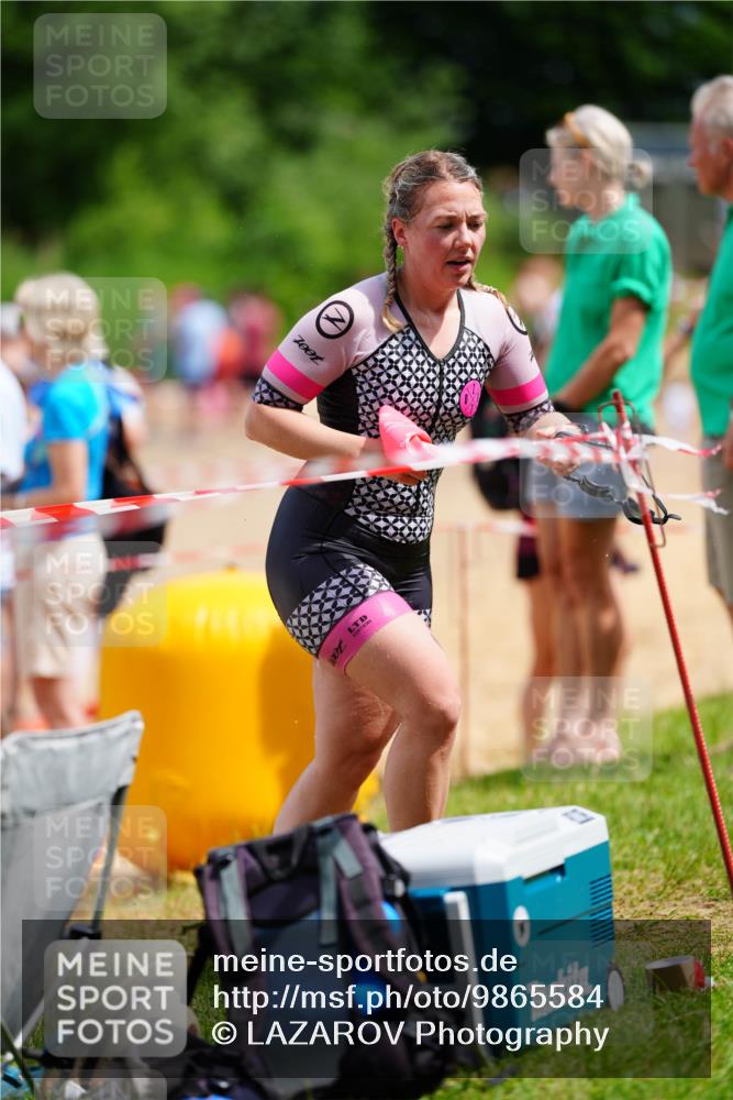 21.06.2026 - 29. Vierlanden-Triathlon LAZAROV Photography http://msf.ph/oto/9865584 21.06.2026 13:11:02 Schwimmen 1105, 1120 meine-sportfotos.de