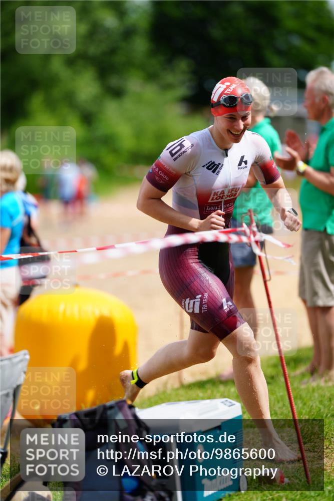 21.06.2026 - 29. Vierlanden-Triathlon LAZAROV Photography http://msf.ph/oto/9865600 21.06.2026 13:11:12 Schwimmen 1120, 1151, 1155, 1157 meine-sportfotos.de