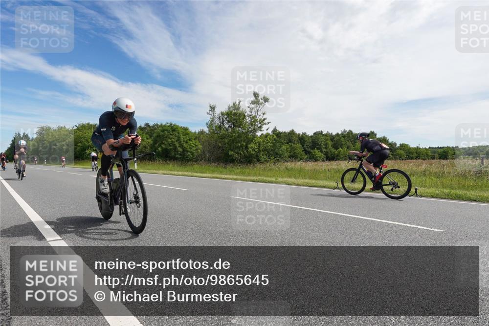21.06.2026 - Viking Triathlon Michael Burmester http://msf.ph/oto/9865645 21.06.2026 11:17:48 Radfahren 18, 28, 49, 131, 181, 212, 261, 271, 382, 390, 409, 430, 432, 463, 501 meine-sportfotos.de