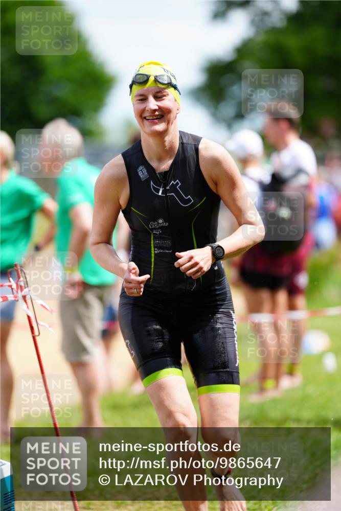 21.06.2026 - 29. Vierlanden-Triathlon LAZAROV Photography http://msf.ph/oto/9865647 21.06.2026 13:11:31 Schwimmen 1122, 1158, 1164, 1166 meine-sportfotos.de