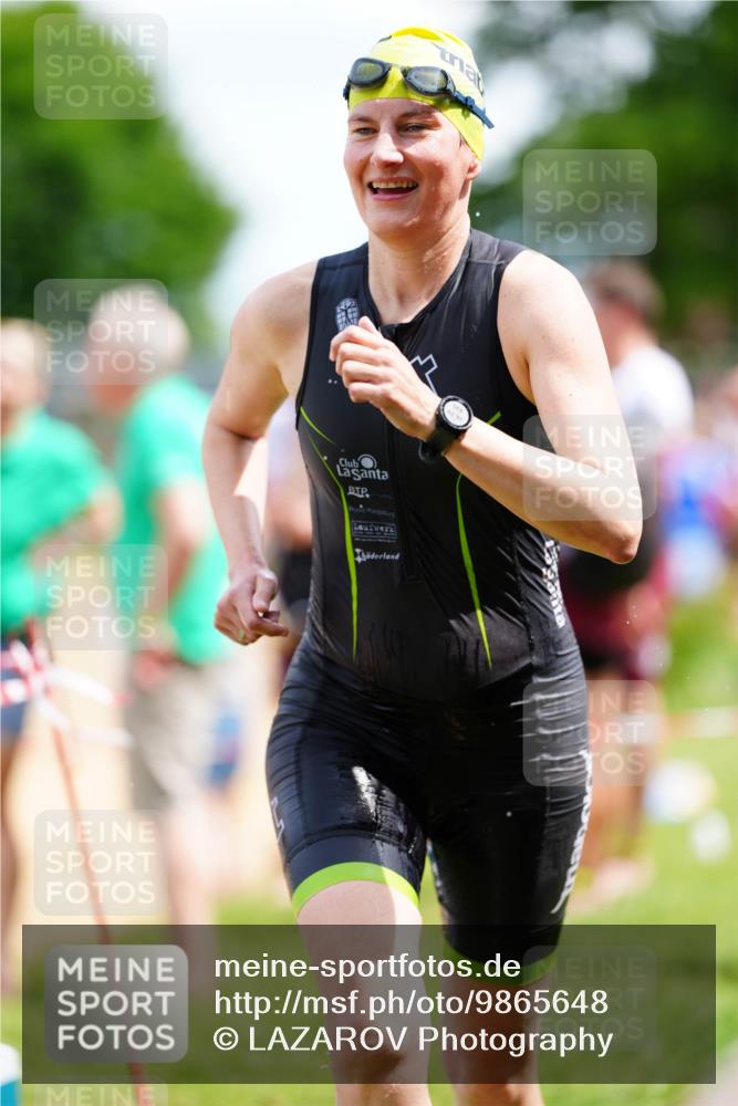 21.06.2026 - 29. Vierlanden-Triathlon LAZAROV Photography http://msf.ph/oto/9865648 21.06.2026 13:11:31 Schwimmen 1122, 1158, 1164, 1166 meine-sportfotos.de