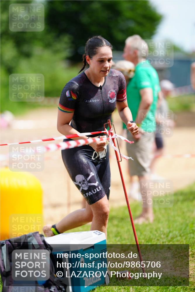 21.06.2026 - 29. Vierlanden-Triathlon LAZAROV Photography http://msf.ph/oto/9865706 21.06.2026 13:12:09 Schwimmen 1115, 1152, 1153, 1159 meine-sportfotos.de