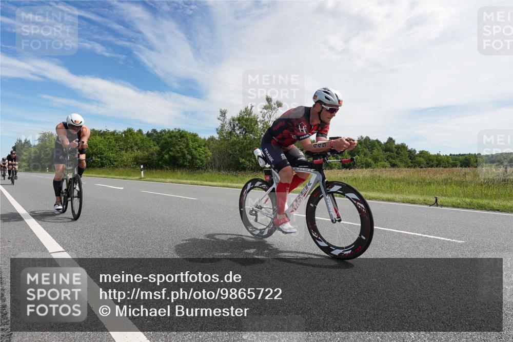 21.06.2026 - Viking Triathlon Michael Burmester http://msf.ph/oto/9865722 21.06.2026 11:19:07 Radfahren 1, 4, 13, 47, 221, 242, 295, 311, 372, 378, 449, 495, 536, 537, 541, 576, 623, 629 meine-sportfotos.de