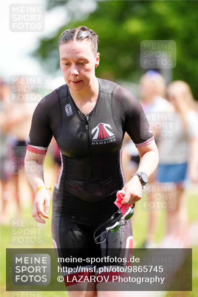 21.06.2026 - 29. Vierlanden-Triathlon LAZAROV Photography http://msf.ph/oto/9865745 21.06.2026 13:12:31 Schwimmen 1107, 1112, 1163 meine-sportfotos.de