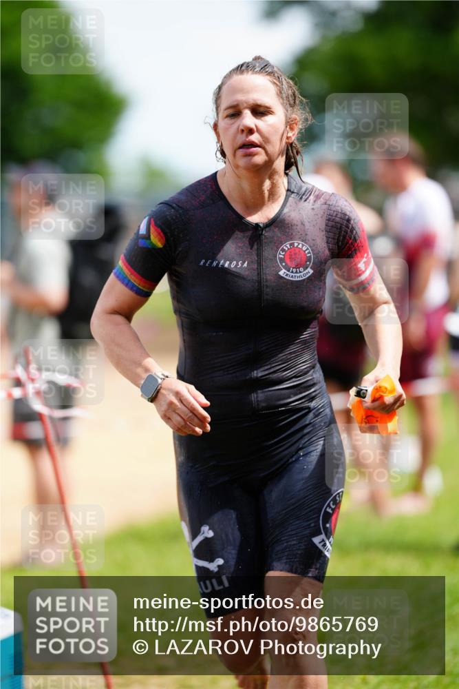 21.06.2026 - 29. Vierlanden-Triathlon LAZAROV Photography http://msf.ph/oto/9865769 21.06.2026 13:12:44 Schwimmen 1119, 1162 meine-sportfotos.de