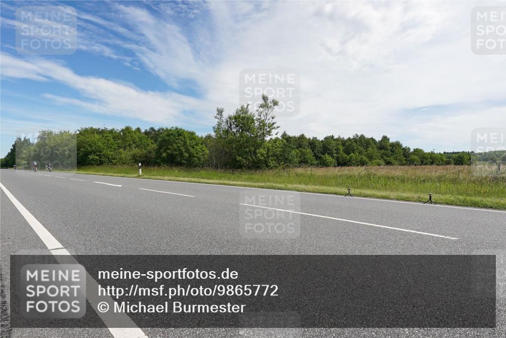 21.06.2026 - Viking Triathlon Michael Burmester http://msf.ph/oto/9865772 21.06.2026 11:19:30 Radfahren 17, 185, 198, 254, 297, 416, 551, 644 meine-sportfotos.de