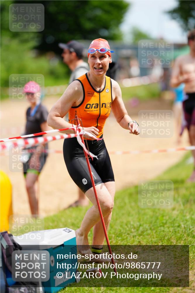 21.06.2026 - 29. Vierlanden-Triathlon LAZAROV Photography http://msf.ph/oto/9865777 21.06.2026 13:13:13 Schwimmen 1106, 1109, 1143 meine-sportfotos.de