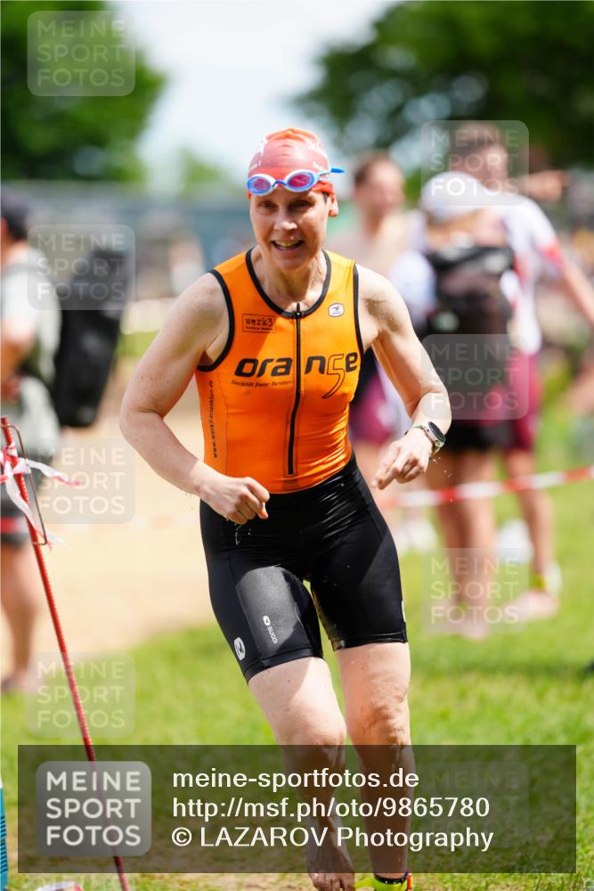 21.06.2026 - 29. Vierlanden-Triathlon LAZAROV Photography http://msf.ph/oto/9865780 21.06.2026 13:13:13 Schwimmen 1106, 1109, 1143 meine-sportfotos.de