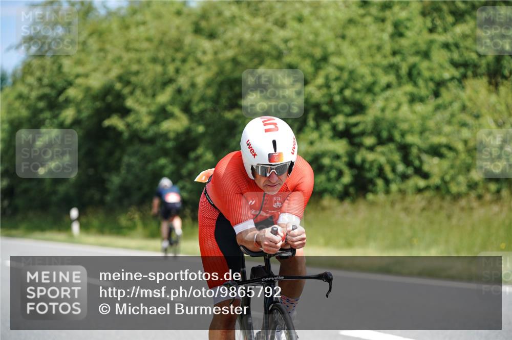 21.06.2026 - Viking Triathlon Michael Burmester http://msf.ph/oto/9865792 21.06.2026 12:01:09 Radfahren 30, 43, 82, 155, 170, 260, 260, 323, 343, 390, 391, 472, 548, 555, 646 meine-sportfotos.de
