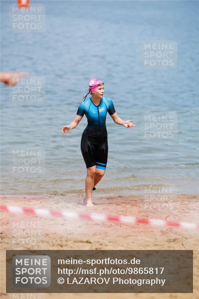 21.06.2026 - 29. Vierlanden-Triathlon LAZAROV Photography http://msf.ph/oto/9865817 21.06.2026 13:14:18 Schwimmen 1142, 1144 meine-sportfotos.de