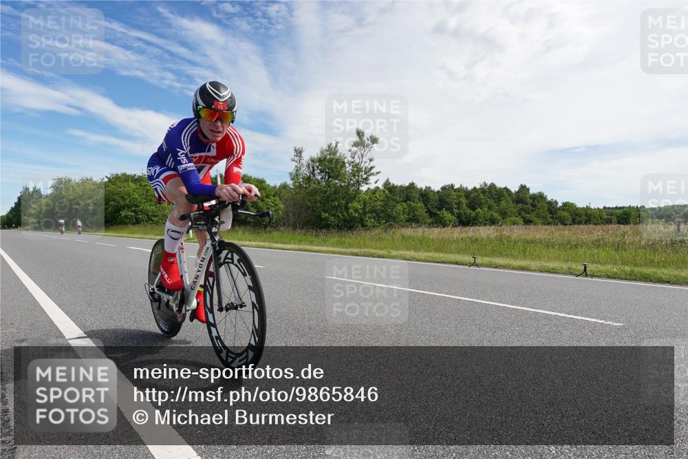 21.06.2026 - Viking Triathlon Michael Burmester http://msf.ph/oto/9865846 21.06.2026 11:20:16 Radfahren 2, 19, 21, 73, 98, 115, 126, 238, 249, 250, 509, 532, 625 meine-sportfotos.de