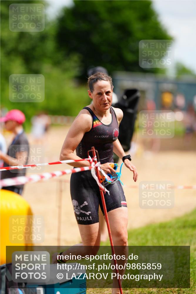21.06.2026 - 29. Vierlanden-Triathlon LAZAROV Photography http://msf.ph/oto/9865859 21.06.2026 13:15:07 Schwimmen 1137, 1160 meine-sportfotos.de