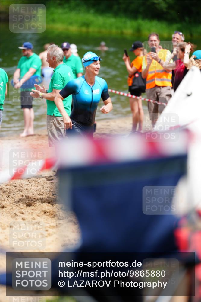 21.06.2026 - 29. Vierlanden-Triathlon LAZAROV Photography http://msf.ph/oto/9865880 21.06.2026 13:16:05 Schwimmen 1141 meine-sportfotos.de