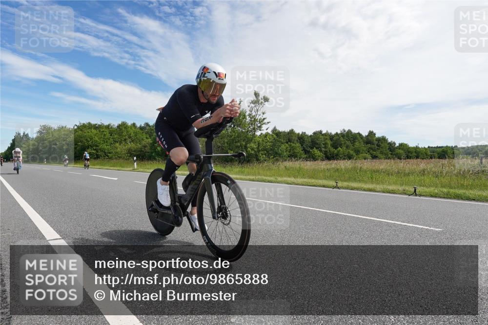 21.06.2026 - Viking Triathlon Michael Burmester http://msf.ph/oto/9865888 21.06.2026 11:20:35 Radfahren 2, 19, 21, 73, 100, 102, 170, 200, 391, 404, 472, 509, 543, 561, 568 meine-sportfotos.de