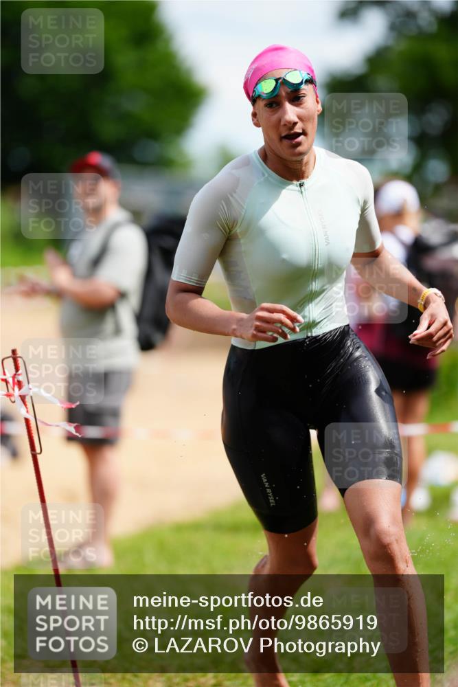 21.06.2026 - 29. Vierlanden-Triathlon LAZAROV Photography http://msf.ph/oto/9865919 21.06.2026 13:16:23 Schwimmen 1104 meine-sportfotos.de