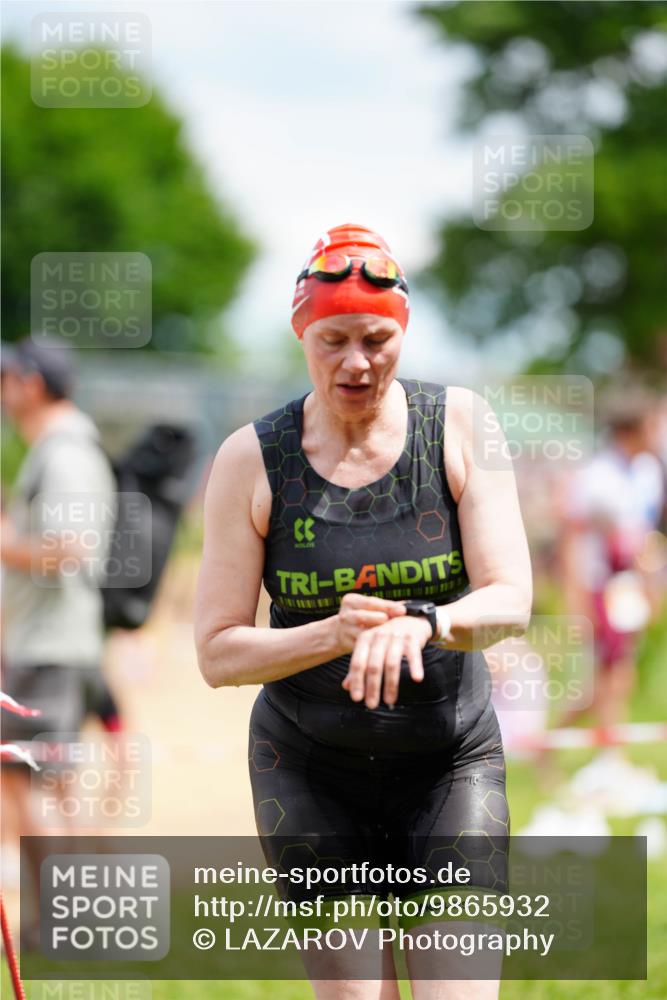 21.06.2026 - 29. Vierlanden-Triathlon LAZAROV Photography http://msf.ph/oto/9865932 21.06.2026 13:18:24 Schwimmen 1125 meine-sportfotos.de