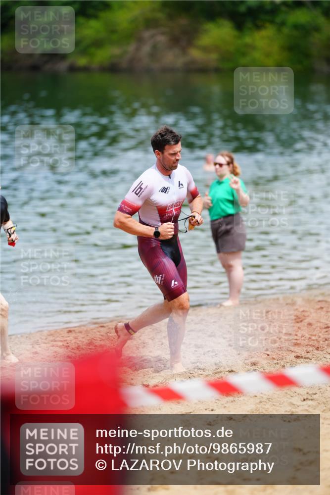 21.06.2026 - 29. Vierlanden-Triathlon LAZAROV Photography http://msf.ph/oto/9865987 21.06.2026 13:23:48 Schwimmen 1191, 1207, 1218, 1220 meine-sportfotos.de