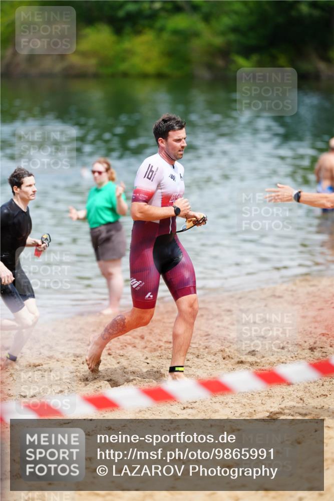 21.06.2026 - 29. Vierlanden-Triathlon LAZAROV Photography http://msf.ph/oto/9865991 21.06.2026 13:23:49 Schwimmen 1191, 1207, 1218 meine-sportfotos.de