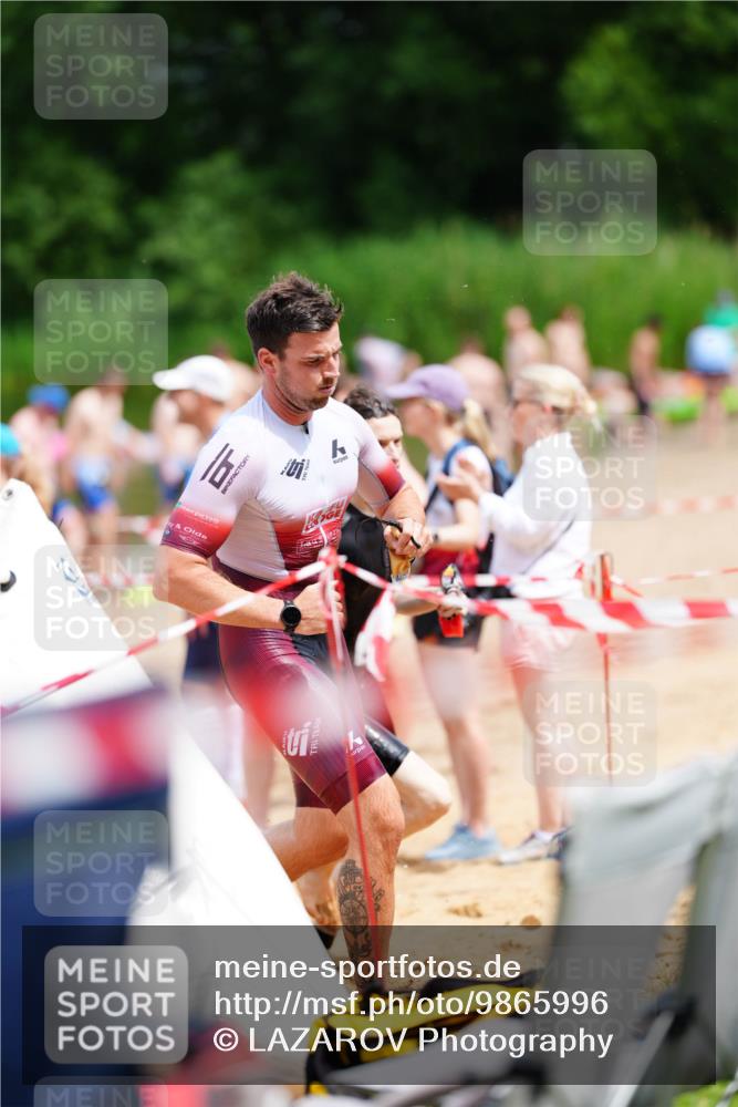 21.06.2026 - 29. Vierlanden-Triathlon LAZAROV Photography http://msf.ph/oto/9865996 21.06.2026 13:23:51 Schwimmen 1191, 1207, 1218 meine-sportfotos.de