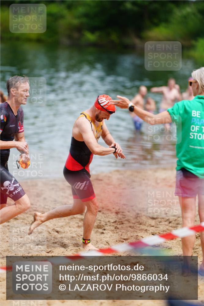21.06.2026 - 29. Vierlanden-Triathlon LAZAROV Photography http://msf.ph/oto/9866034 21.06.2026 13:24:24 Schwimmen 1094, 1187, 1221 meine-sportfotos.de