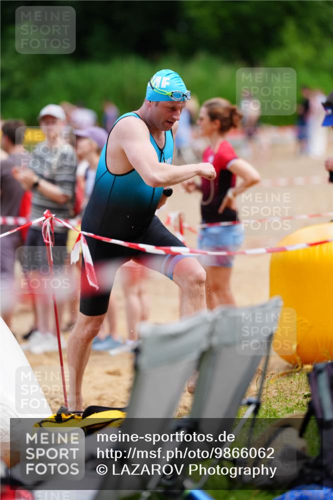 21.06.2026 - 29. Vierlanden-Triathlon LAZAROV Photography http://msf.ph/oto/9866062 21.06.2026 13:25:00 Schwimmen 1180, 1216 meine-sportfotos.de