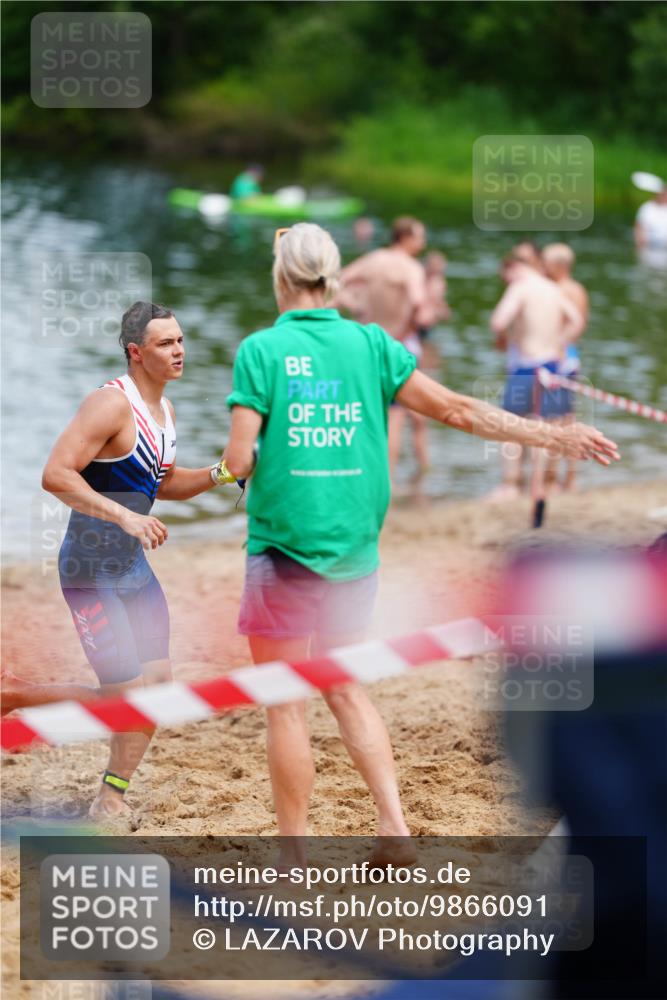 21.06.2026 - 29. Vierlanden-Triathlon LAZAROV Photography http://msf.ph/oto/9866091 21.06.2026 13:25:24 Schwimmen 1200, 1217 meine-sportfotos.de
