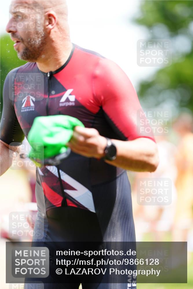 21.06.2026 - 29. Vierlanden-Triathlon LAZAROV Photography http://msf.ph/oto/9866128 21.06.2026 13:25:48 Schwimmen 1192 meine-sportfotos.de