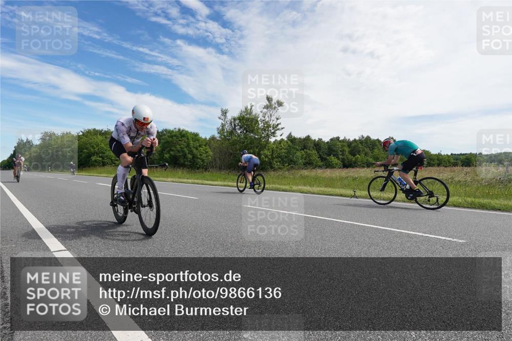 21.06.2026 - Viking Triathlon Michael Burmester http://msf.ph/oto/9866136 21.06.2026 11:23:52 Radfahren 5, 31, 97, 219, 244, 371, 407, 441, 455, 538, 557, 566, 622, 643 meine-sportfotos.de