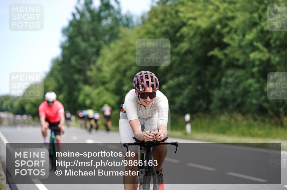 21.06.2026 - Viking Triathlon Michael Burmester http://msf.ph/oto/9866163 21.06.2026 12:04:34 Radfahren 73, 75, 78, 126, 172, 252, 613, 642, 659, 659, 665 meine-sportfotos.de