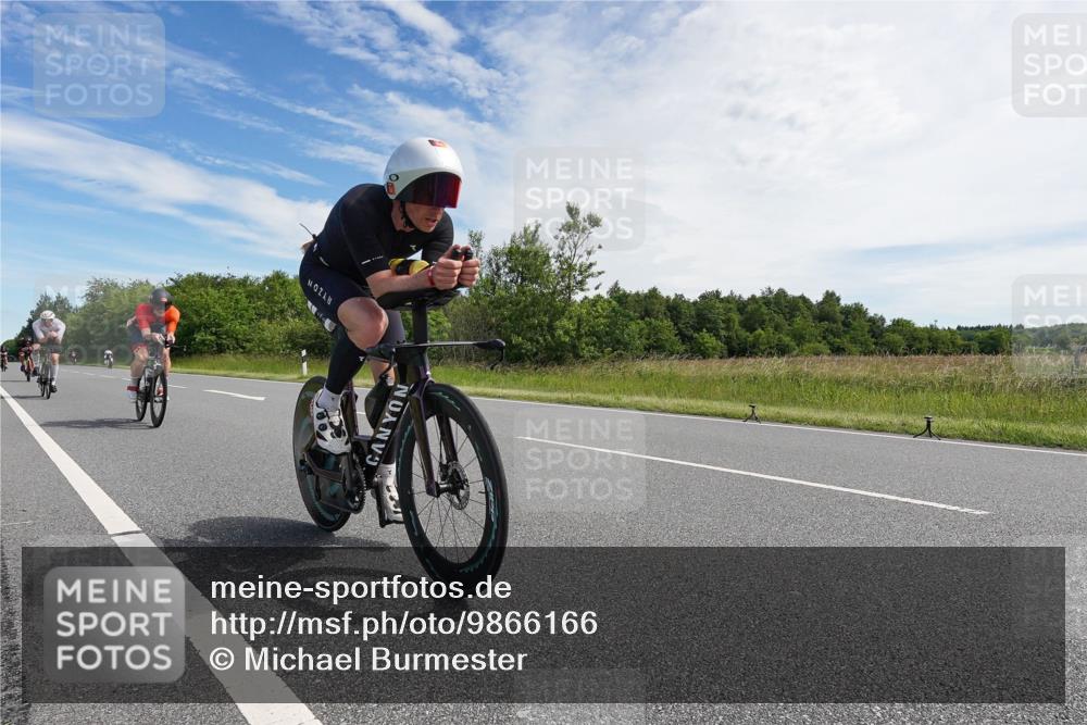 21.06.2026 - Viking Triathlon Michael Burmester http://msf.ph/oto/9866166 21.06.2026 11:24:20 Radfahren 16, 53, 89, 142, 182, 214, 226, 239, 362, 364, 424, 508 meine-sportfotos.de