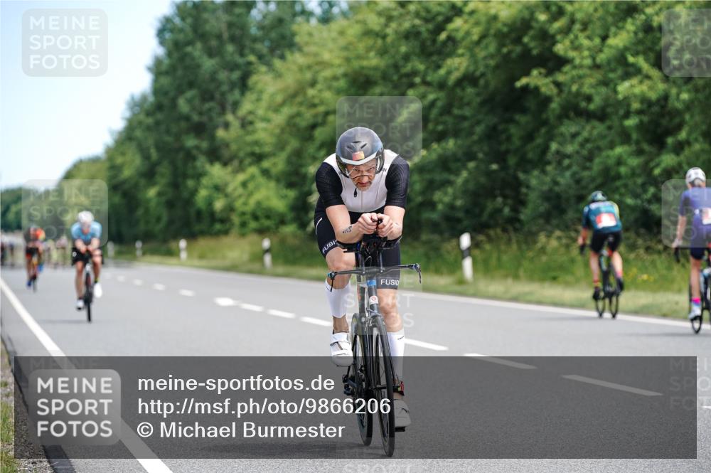 21.06.2026 - Viking Triathlon Michael Burmester http://msf.ph/oto/9866206 21.06.2026 12:05:04 Radfahren 83, 98, 142, 304, 380, 467, 474, 542, 642, 645, 669 meine-sportfotos.de