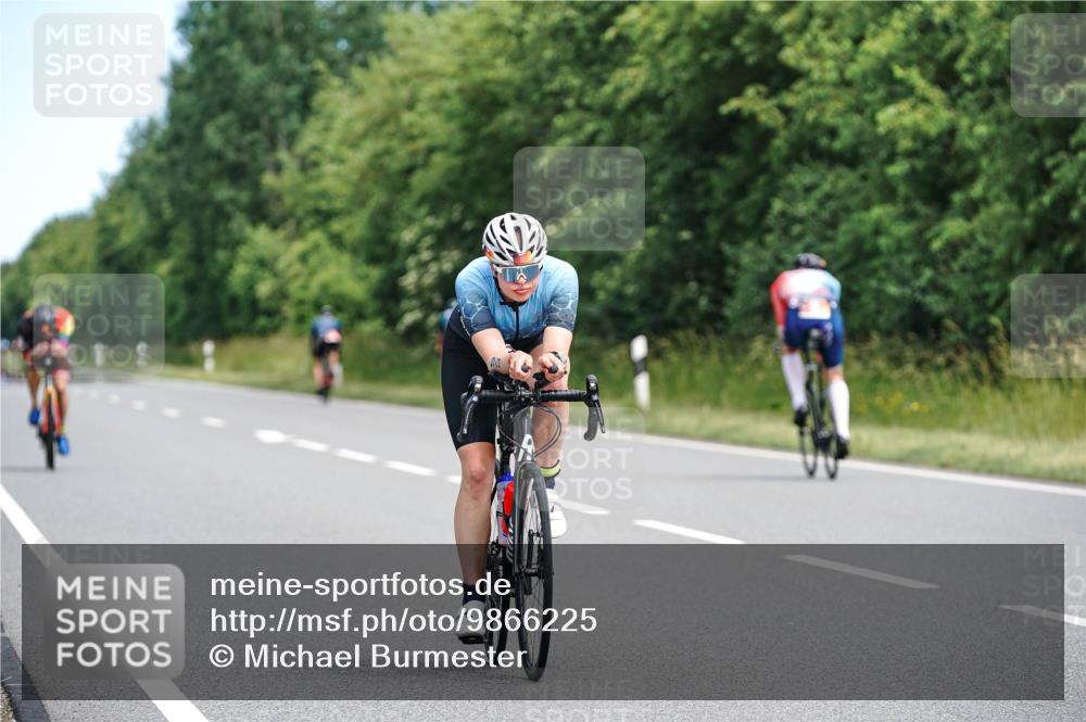 21.06.2026 - Viking Triathlon Michael Burmester http://msf.ph/oto/9866225 21.06.2026 12:05:07 Radfahren 83, 98, 142, 304, 380, 474, 542, 571, 642, 645, 669 meine-sportfotos.de
