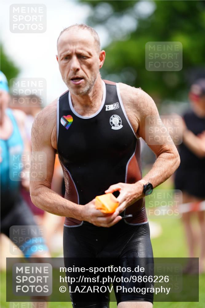 21.06.2026 - 29. Vierlanden-Triathlon LAZAROV Photography http://msf.ph/oto/9866226 21.06.2026 13:27:00 Schwimmen 1102, 1172, 1175, 1178, 1183, 1186, 1188, 1190, 1212, 1227 meine-sportfotos.de