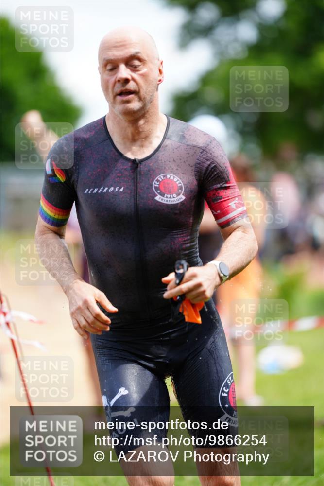 21.06.2026 - 29. Vierlanden-Triathlon LAZAROV Photography http://msf.ph/oto/9866254 21.06.2026 13:27:13 Schwimmen 1095, 1098, 1188, 1199, 1224, 1227 meine-sportfotos.de