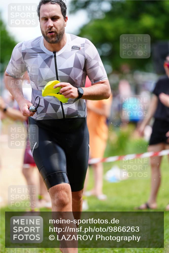 21.06.2026 - 29. Vierlanden-Triathlon LAZAROV Photography http://msf.ph/oto/9866263 21.06.2026 13:27:21 Schwimmen 1095, 1171, 1174, 1199, 1224 meine-sportfotos.de