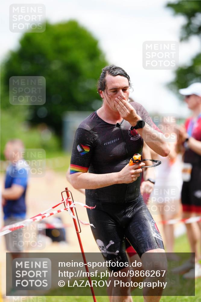 21.06.2026 - 29. Vierlanden-Triathlon LAZAROV Photography http://msf.ph/oto/9866267 21.06.2026 13:27:24 Schwimmen 1095, 1171, 1174, 1199, 1224 meine-sportfotos.de