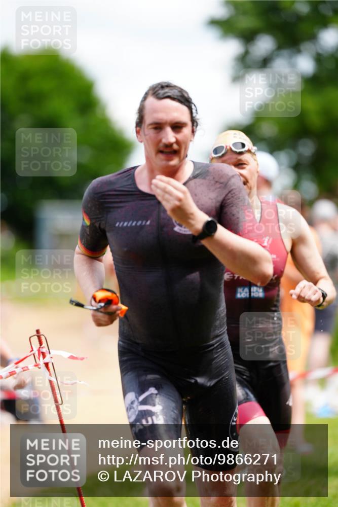 21.06.2026 - 29. Vierlanden-Triathlon LAZAROV Photography http://msf.ph/oto/9866271 21.06.2026 13:27:25 Schwimmen 1095, 1171, 1174, 1199, 1202, 1210, 1224 meine-sportfotos.de