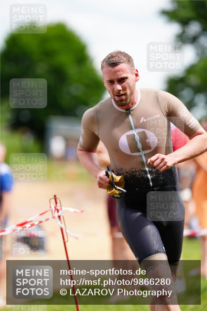 21.06.2026 - 29. Vierlanden-Triathlon LAZAROV Photography http://msf.ph/oto/9866280 21.06.2026 13:27:29 Schwimmen 1095, 1171, 1174, 1202, 1210, 1224 meine-sportfotos.de