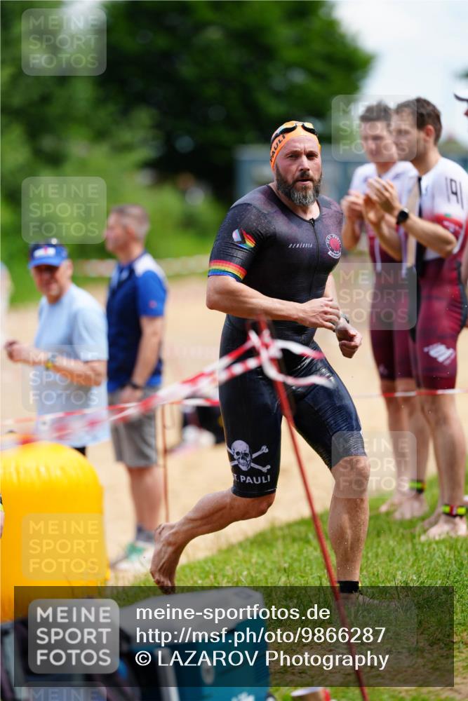 21.06.2026 - 29. Vierlanden-Triathlon LAZAROV Photography http://msf.ph/oto/9866287 21.06.2026 13:27:35 Schwimmen 1168, 1171, 1202, 1210, 1226 meine-sportfotos.de