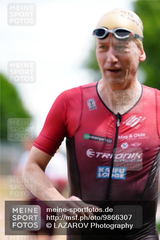 21.06.2026 - 29. Vierlanden-Triathlon LAZAROV Photography http://msf.ph/oto/9866307 21.06.2026 13:27:44 Schwimmen 1168, 1193, 1226 meine-sportfotos.de