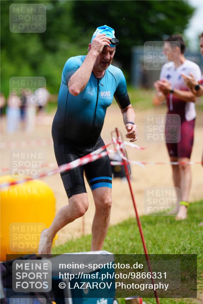 21.06.2026 - 29. Vierlanden-Triathlon LAZAROV Photography http://msf.ph/oto/9866331 21.06.2026 13:29:21 Schwimmen 1181 meine-sportfotos.de
