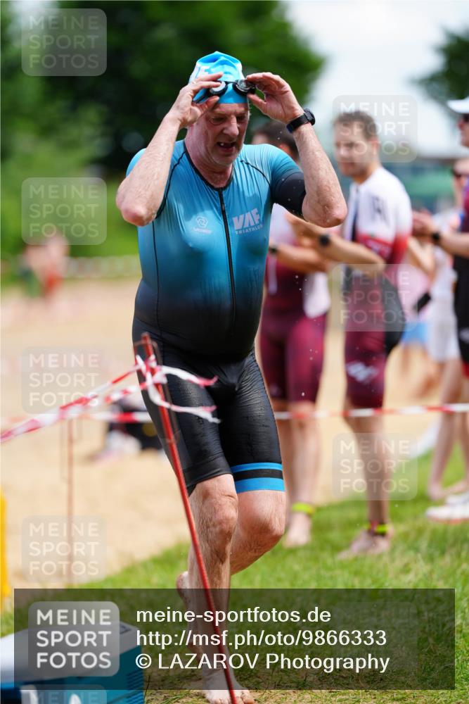 21.06.2026 - 29. Vierlanden-Triathlon LAZAROV Photography http://msf.ph/oto/9866333 21.06.2026 13:29:22 Schwimmen 1181 meine-sportfotos.de