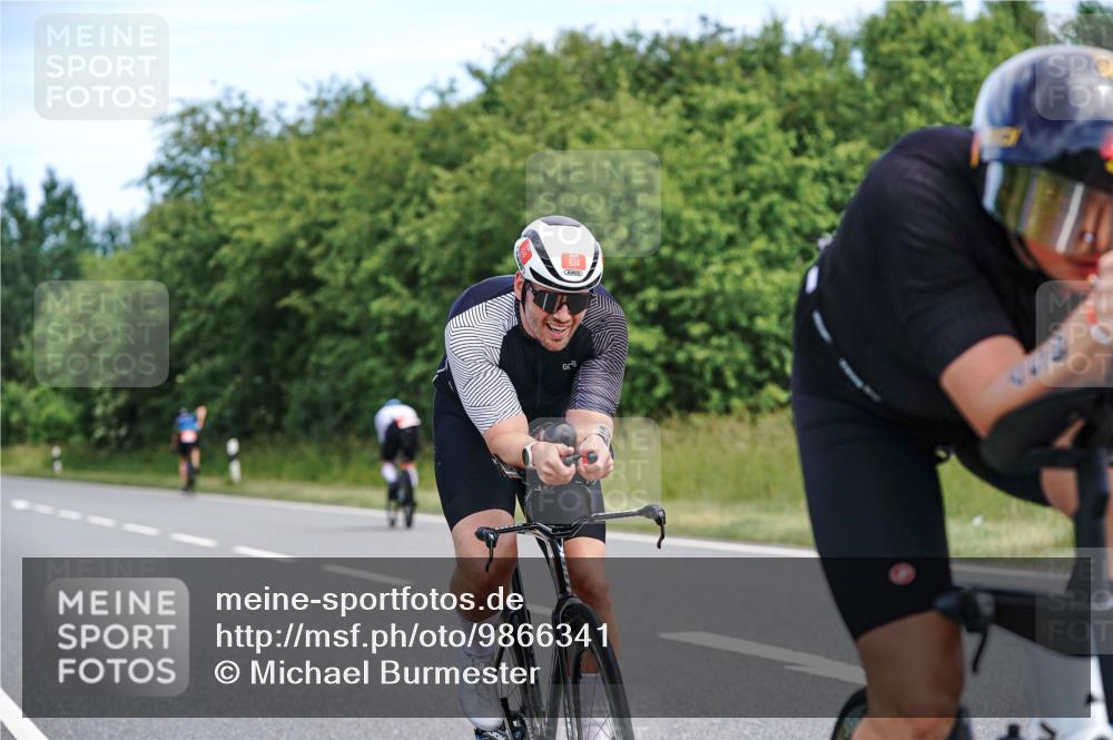 21.06.2026 - Viking Triathlon Michael Burmester http://msf.ph/oto/9866341 21.06.2026 12:05:38 Radfahren 16, 41, 53, 56, 58, 86, 94, 132, 136, 165, 198, 219, 256, 282, 289, 304, 364, 382, 407, 429, 442, 456, 546, 634, 668, 670 meine-sportfotos.de