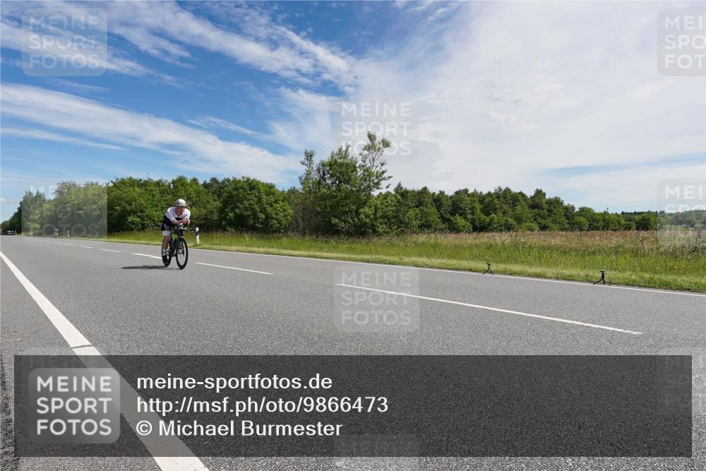 21.06.2026 - Viking Triathlon Michael Burmester http://msf.ph/oto/9866473 21.06.2026 11:27:54 Radfahren 38, 72, 122, 186, 315, 357, 357, 417, 422, 438, 450, 513, 670 meine-sportfotos.de