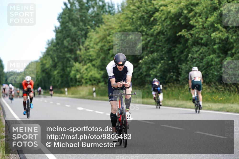 21.06.2026 - Viking Triathlon Michael Burmester http://msf.ph/oto/9866483 21.06.2026 12:07:57 Radfahren 24, 259, 269, 335, 422, 545, 621, 622, 622 meine-sportfotos.de