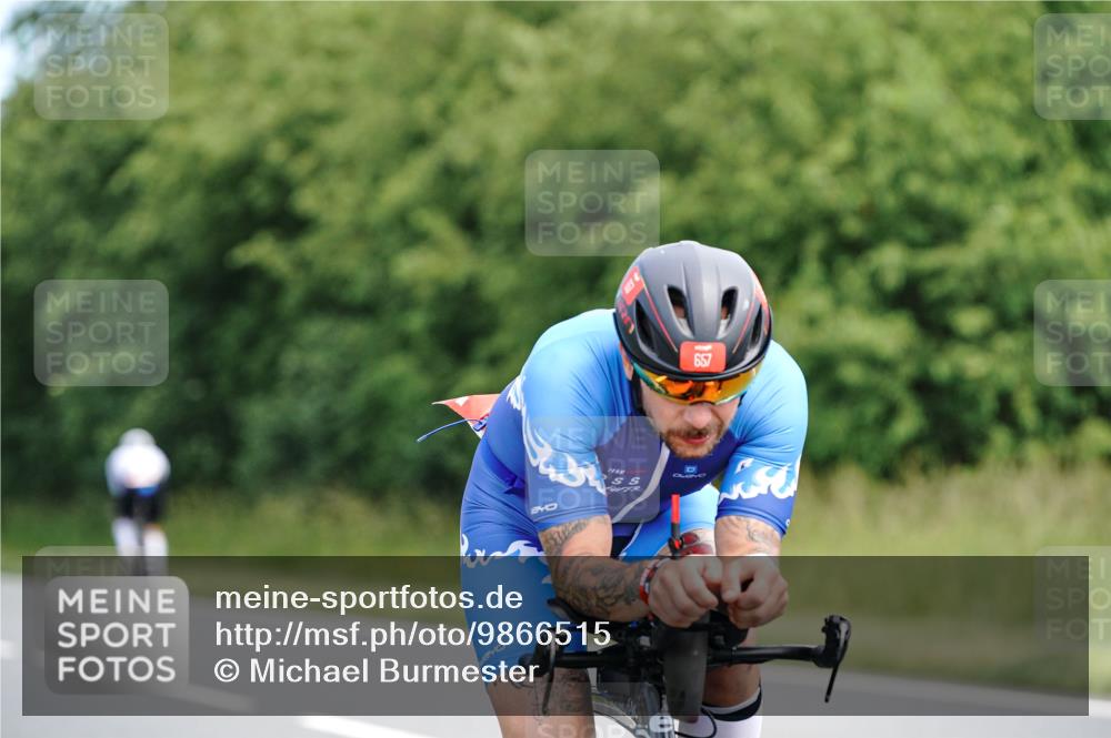 21.06.2026 - Viking Triathlon Michael Burmester http://msf.ph/oto/9866515 21.06.2026 12:08:21 Radfahren 37, 138, 295, 305, 410, 411, 490, 622, 652 meine-sportfotos.de