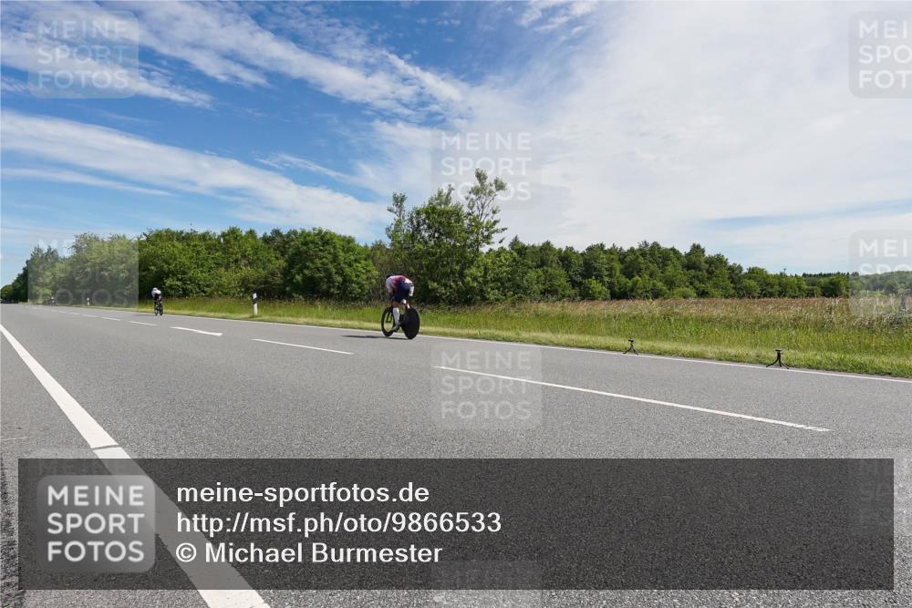 21.06.2026 - Viking Triathlon Michael Burmester http://msf.ph/oto/9866533 21.06.2026 11:28:43 Radfahren 197, 218, 303, 578, 626, 633 meine-sportfotos.de