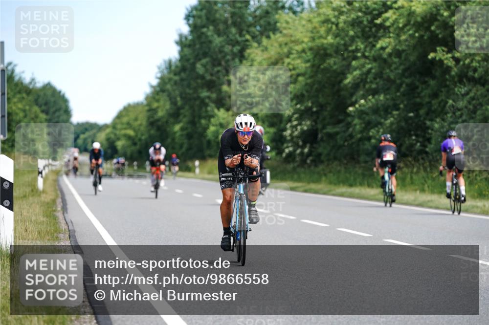 21.06.2026 - Viking Triathlon Michael Burmester http://msf.ph/oto/9866558 21.06.2026 12:09:17 Radfahren 9, 20, 20, 27, 84, 104, 109, 115, 115, 145, 180, 181, 383, 386, 416, 446, 500, 612, 626 meine-sportfotos.de
