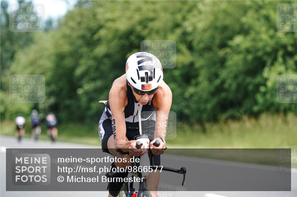 21.06.2026 - Viking Triathlon Michael Burmester http://msf.ph/oto/9866577 21.06.2026 12:09:33 Radfahren 20, 20, 27, 64, 185, 378, 386, 416, 416, 438 meine-sportfotos.de
